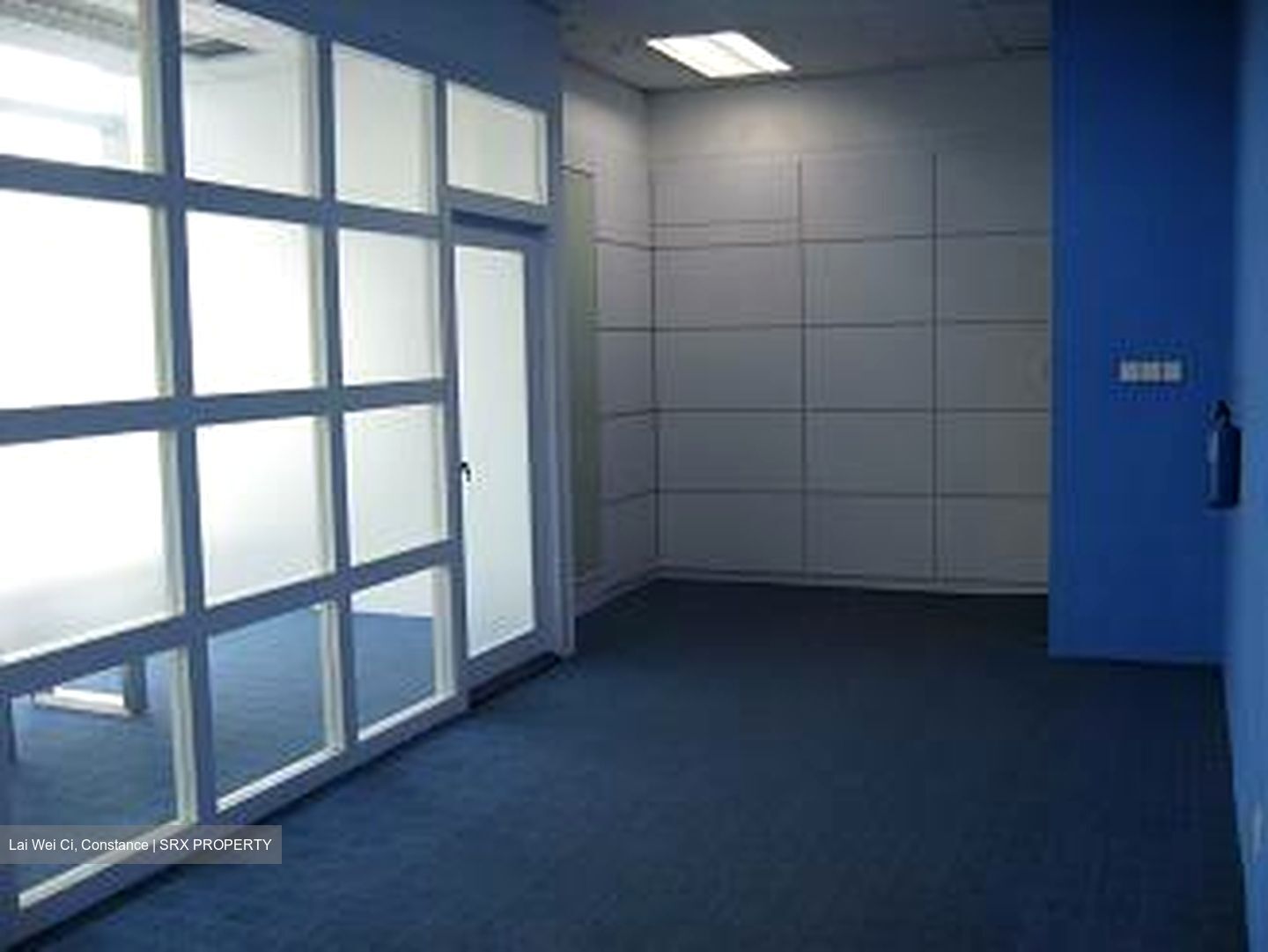 Jalan Lembah Kallang (D12), Office #454708581